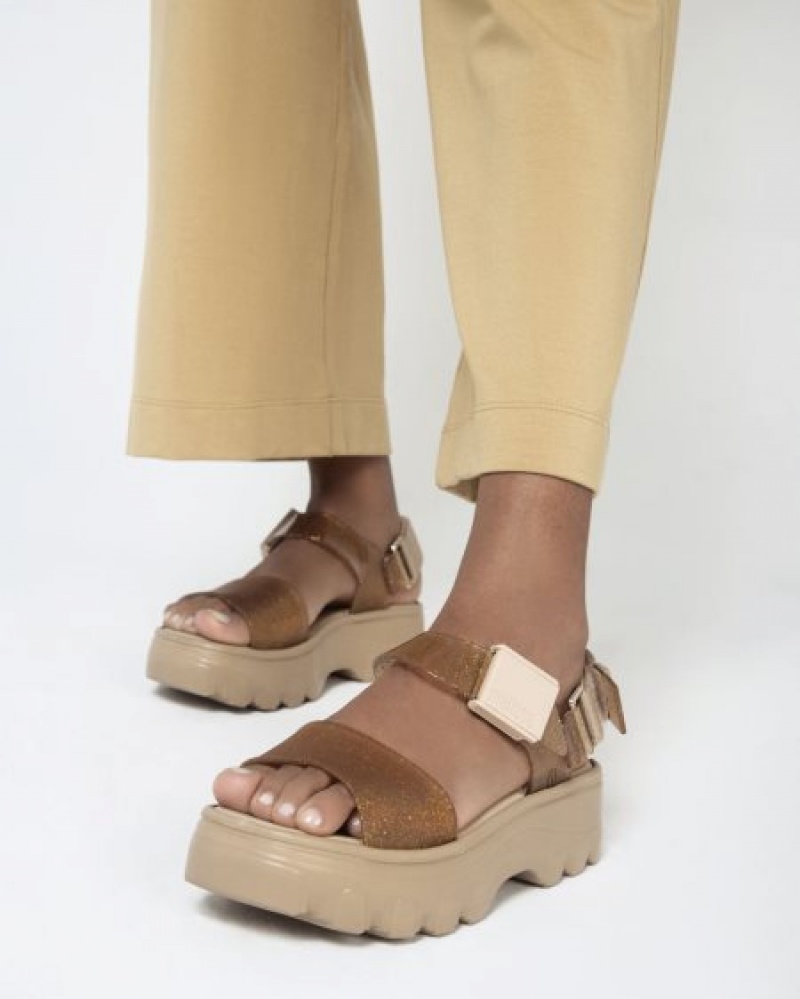 Melissa Sandalias Kick Off Sandal Mujer Beige/Gold España | SkiFNHPe